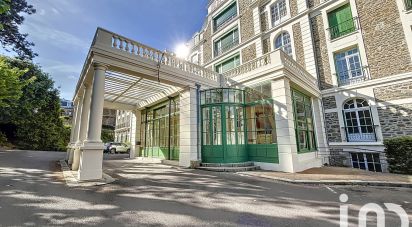 Apartment 3 rooms of 72 m² in Dinard (35800)