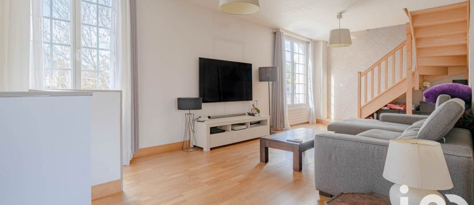 Maison 5 pièces de 120 m² à Chennevières-sur-Marne (94430)