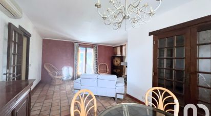 Traditional house 5 rooms of 140 m² in Villemolaque (66300)