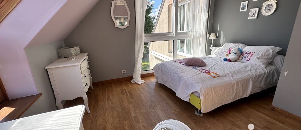 Maison 7 pièces de 150 m² à Coutances (50200)