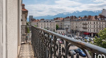 Appartement 5 pièces de 188 m² à Grenoble (38000)