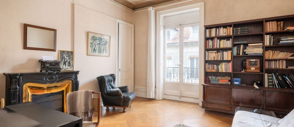 Appartement 5 pièces de 188 m² à Grenoble (38000)