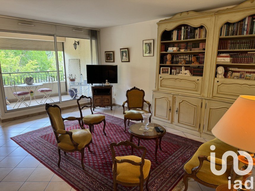 Apartment 3 rooms of 89 m² in Manosque (04100)