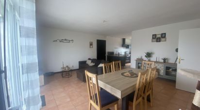 Maison 4 pièces de 81 m² à Moulin-Neuf (24700)