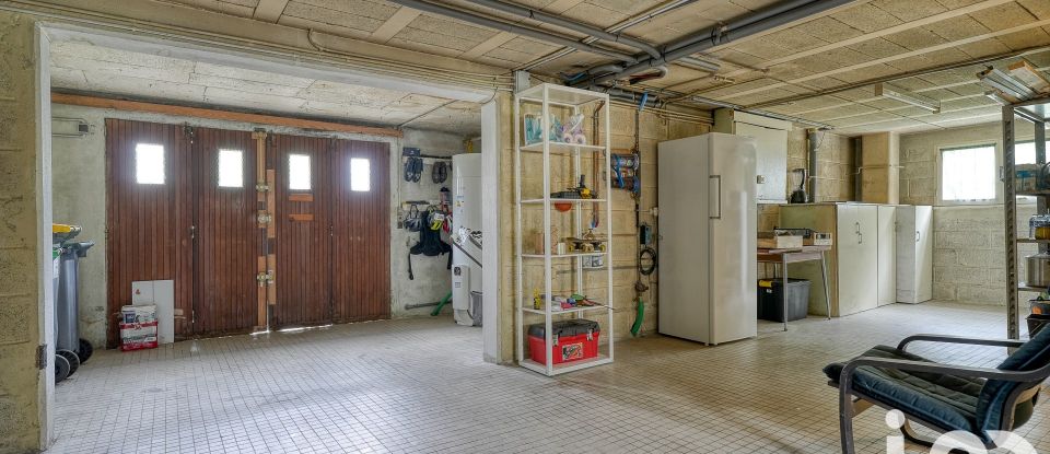 Maison 6 pièces de 95 m² à Mézy-sur-Seine (78250)