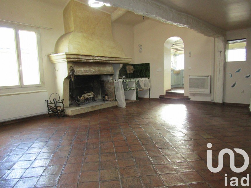 Village house 7 rooms of 147 m² in Valensole (04210)