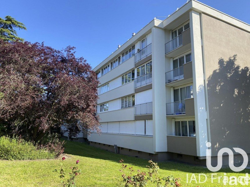 Vente Appartement 59m² 3 Pièces à Carrières-sur-Seine (78420) - Iad France