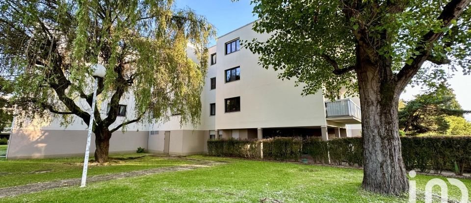 Appartement 4 pièces de 83 m² à Le Plessis-Trévise (94420)