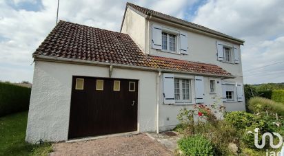 House 5 rooms of 104 m² in Perriers-sur-Andelle (27910)