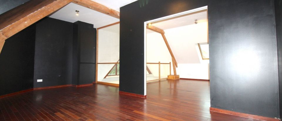 Maison 8 pièces de 207 m² à Le Mans (72000)