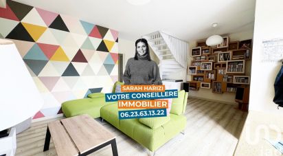 Apartment 4 rooms of 82 m² in Saint-Genest-Lerpt (42530)