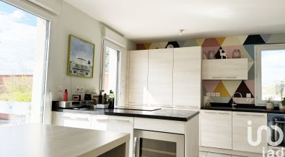 Apartment 4 rooms of 82 m² in Saint-Genest-Lerpt (42530)
