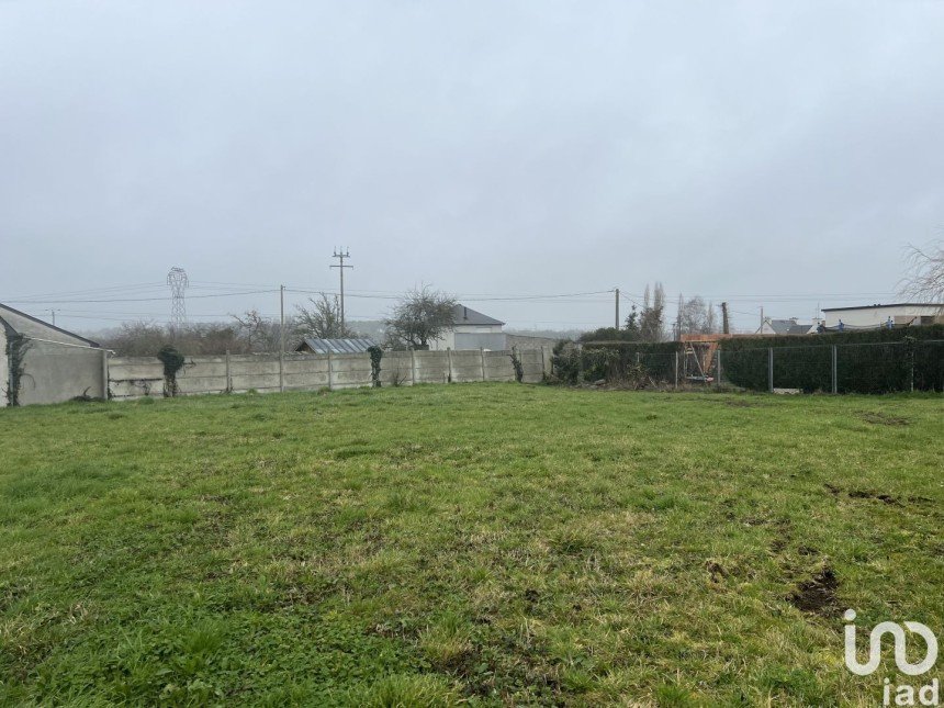 Land of 700 m² in Yffiniac (22120)