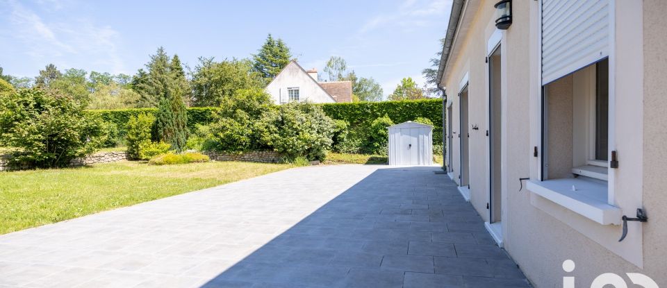 Maison 6 pièces de 150 m² à Fay-aux-Loges (45450)