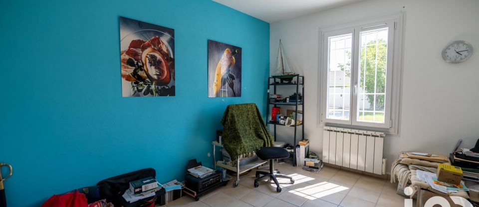 Maison 6 pièces de 150 m² à Fay-aux-Loges (45450)