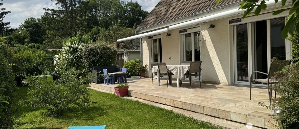 Maison 5 pièces de 114 m² à Presles-en-Brie (77220)