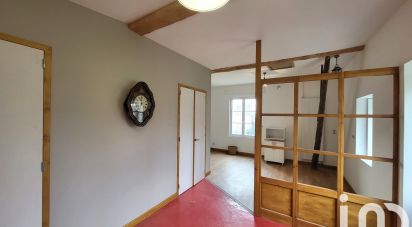 Traditional house 10 rooms of 475 m² in Neulise (42590)