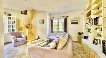 House 7 rooms of 212 m² in Puget-sur-Argens (83480)