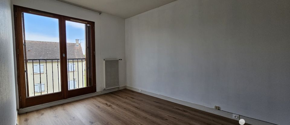 Apartment 2 rooms of 54 m² in Gien (45500)