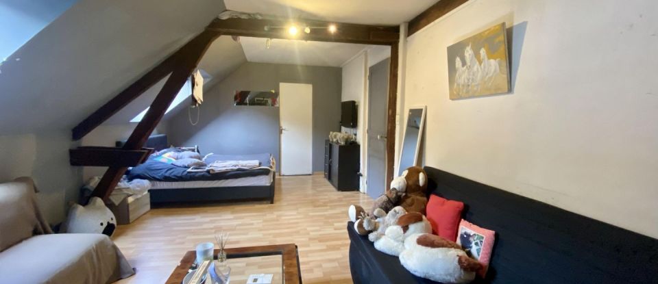 Maison 8 pièces de 193 m² à Mont-Saint-Père (02400)