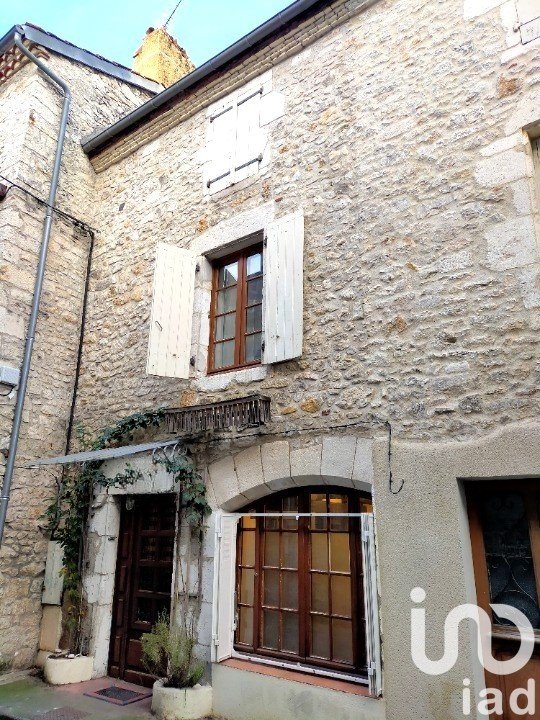 Maison de ville 4 pièces de 87 m² à Souillac (46200)