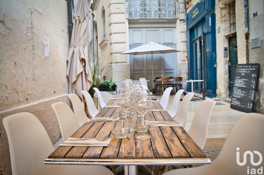 Restaurant of 80 m² in Avignon (84000)