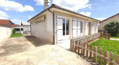 Maison 5 pièces de 94 m² à Sillars (86320)