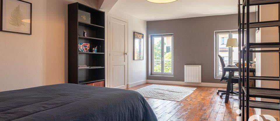 Maison de ville 8 pièces de 265 m² à Montauban (82000)