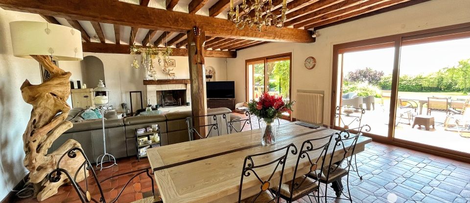 Country house 8 rooms of 240 m² in Noailles (60430)