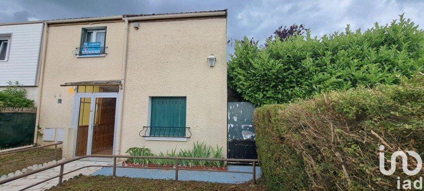 House 6 rooms of 109 m² in Menucourt (95180)