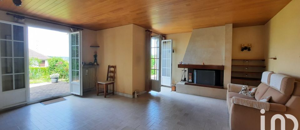 Maison traditionnelle 6 pièces de 134 m² à Arnières-sur-Iton (27180)