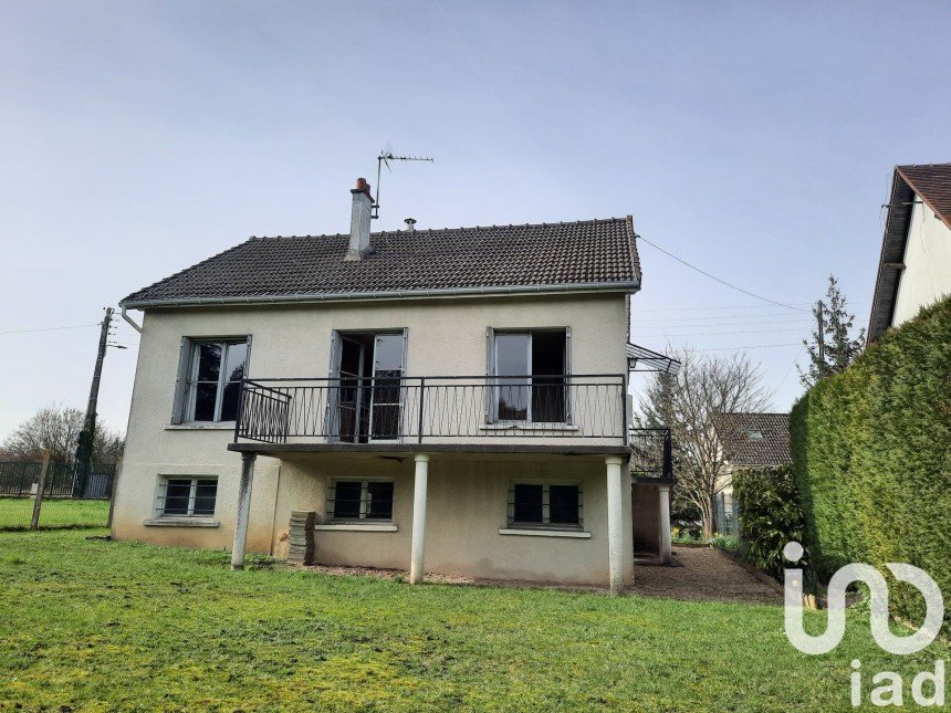 House 5 rooms of 88 m² in Moret Loing et Orvanne (77250)