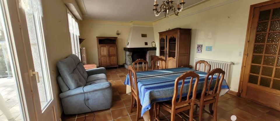 Traditional house 5 rooms of 117 m² in Lannion (22300)