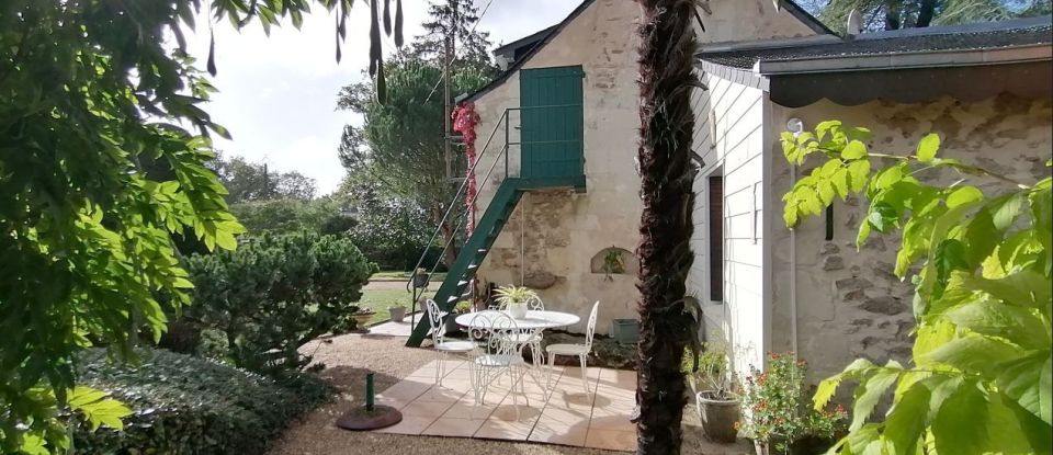 House 7 rooms of 100 m² in Saumur (49400)