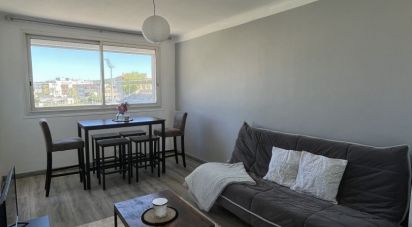 Appartement 3 pièces de 53 m² à La Seyne-sur-Mer (83500)