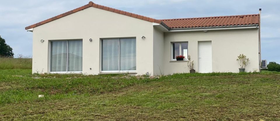 House 5 rooms of 114 m² in Saint-Priest-Taurion (87480)