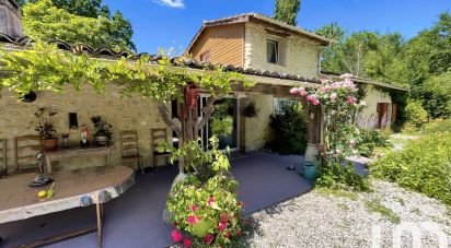 Country house 8 rooms of 232 m² in Cissac-Médoc (33250)