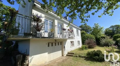 Traditional house 6 rooms of 130 m² in Moëlan-sur-Mer (29350)
