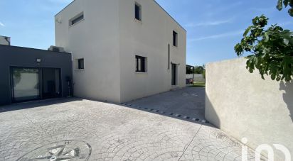 Maison 5 pièces de 139 m² à Sorgues (84700)