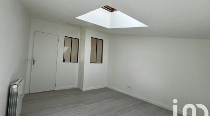 Town house 3 rooms of 100 m² in Saujon (17600)