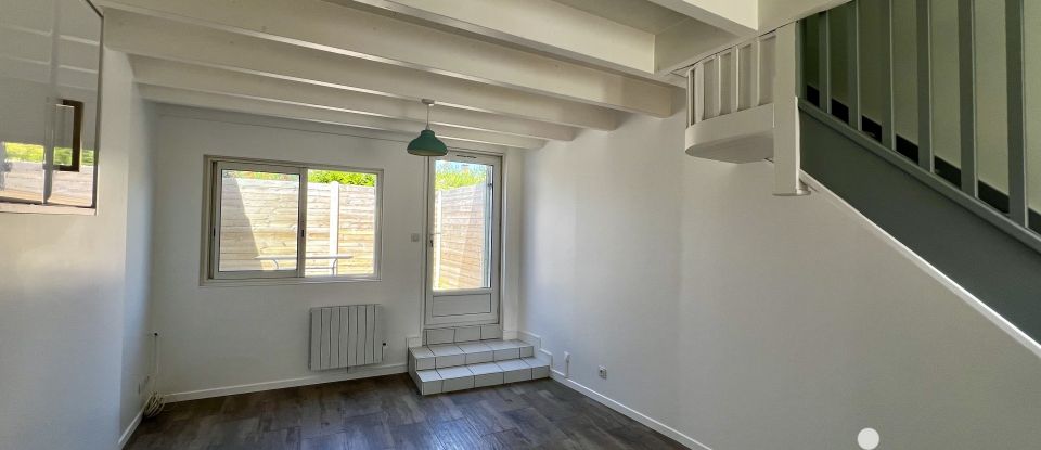 Town house 4 rooms of 100 m² in Royan (17200)