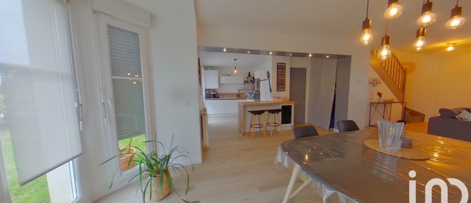 Maison 7 pièces de 124 m² à Saint-Pierre-du-Perray (91280)