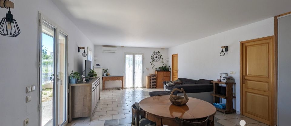 Maison 4 pièces de 85 m² à Villeneuve (04180)