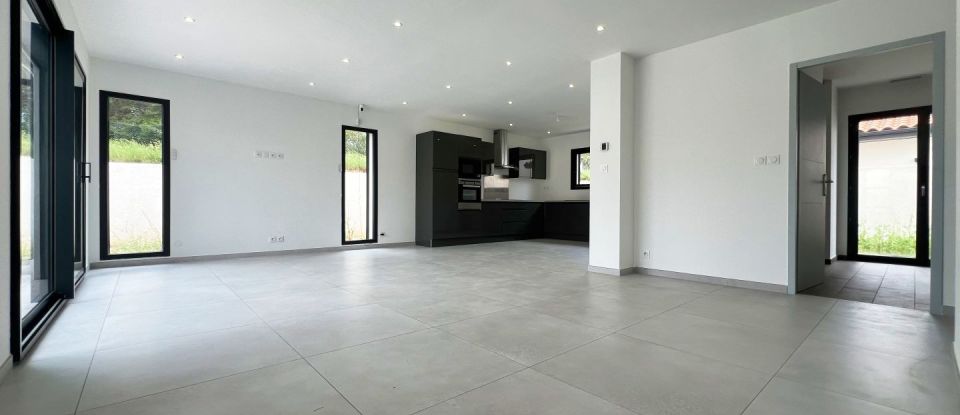 Maison 5 pièces de 131 m² à Thuir (66300)