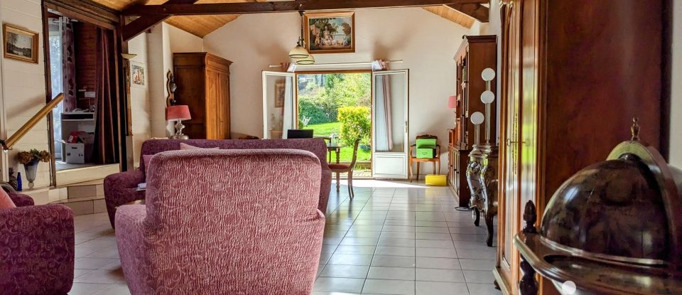 House 5 rooms of 144 m² in La Chèze (22210)