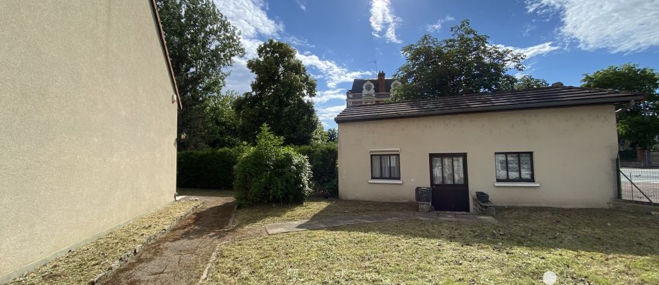 Maison traditionnelle 5 pièces de 120 m² à Montargis (45200)