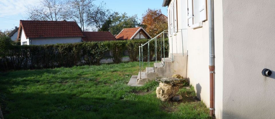 Maison 4 pièces de 78 m² à Montbeugny (03340)