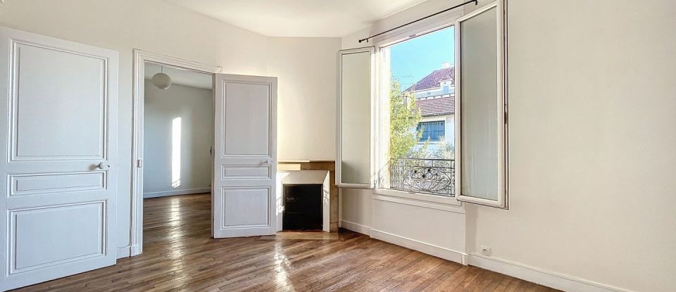 Appartement 3 pièces de 49 m² à Issy-les-Moulineaux (92130)