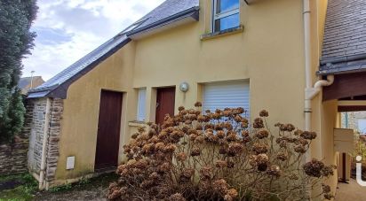 House 4 rooms of 71 m² in Saint-Caradec (22600)