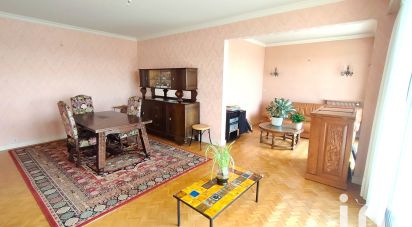 Apartment 4 rooms of 94 m² in Angers (49000)